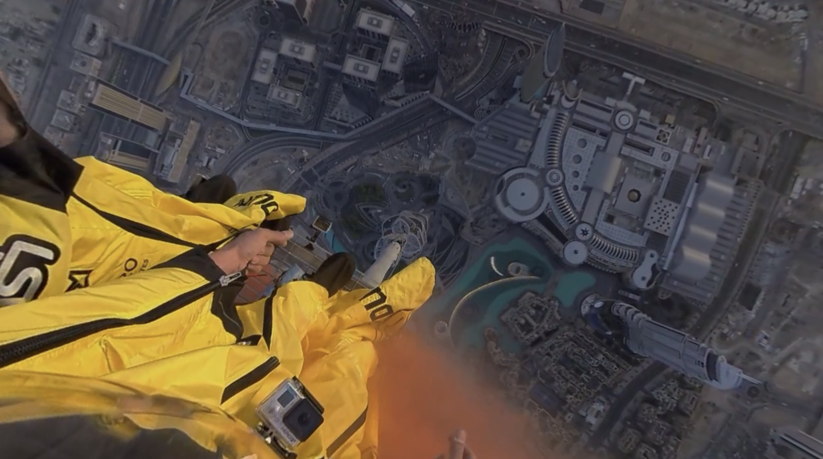 2016 | 360 BASE JUMP BURJ KHALIFA