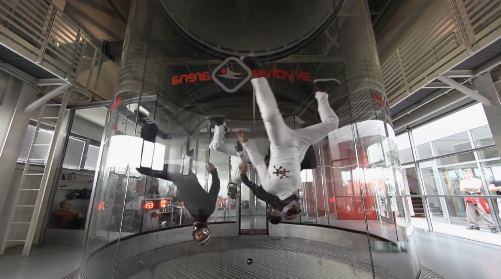 2012 | WIND TUNNEL ACROBATICS